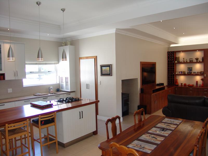4 Bedroom Property for Sale in Olive Grove Western Cape